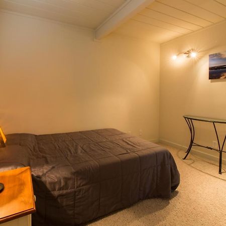 Private Room With Shared Bath Mountain View Exteriör bild